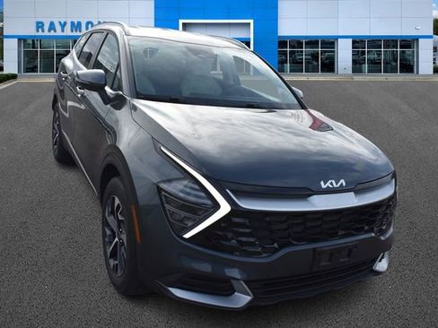 Used 2024 Kia Sportage EX AWD/4WD image 9