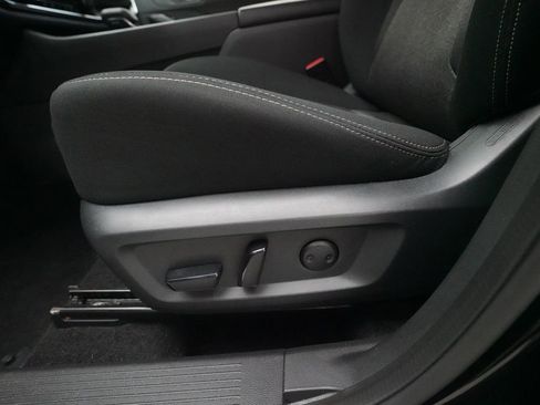 Certified 2024 Nissan Rogue SV image 29