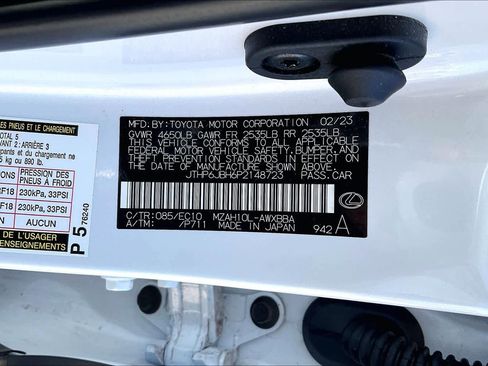 Certified 2023 Lexus UX 250h FWD w/ Accessory Package (Z1) image 31