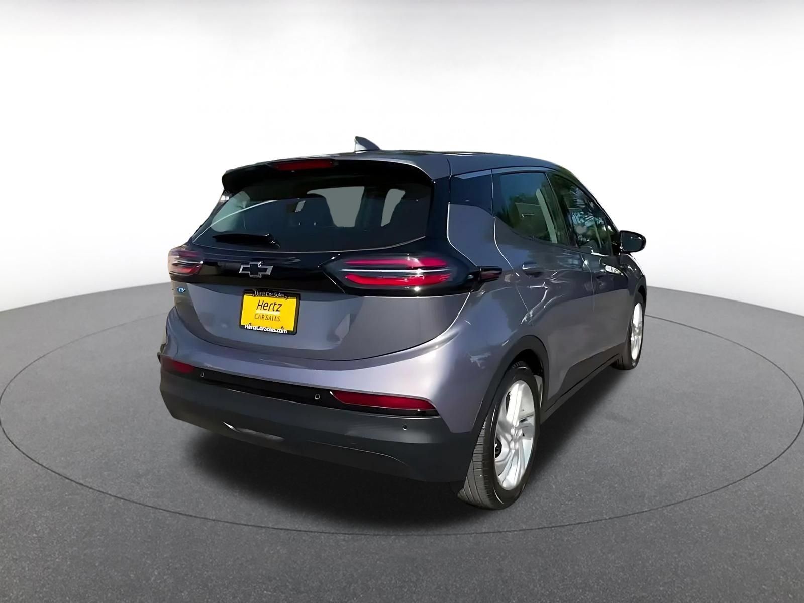 Used 2023 Chevrolet Bolt LT w/ Driver Confidence Package FWD image 14