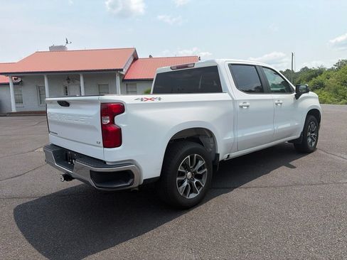 Used 2023 Chevrolet Silverado 1500 LT AWD/4WD image 10