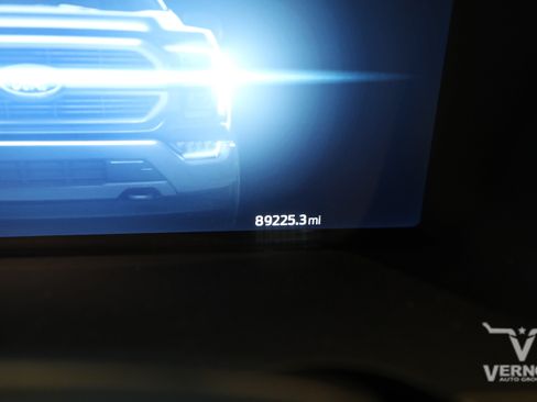 Used 2022 Ford F150 Lariat w/ Equipment Group 502A High AWD/4WD image 9