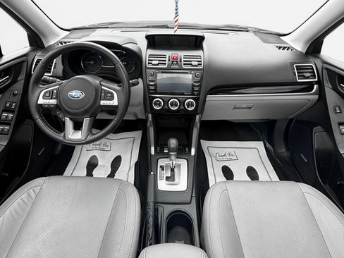 Used 2018 Subaru Forester 2.5i Limited AWD/4WD image 16