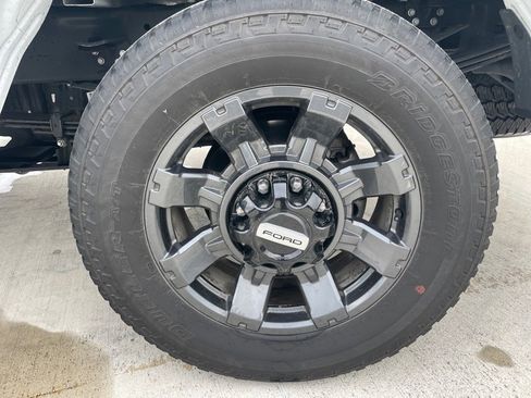 Used 2024 Ford F350 Lariat w/ Lariat Ultimate Package image 22