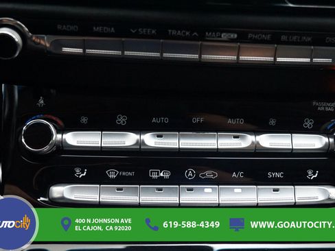 Used 2017 Genesis G90 3.3T Premium RWD image 25