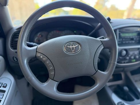 Used 2003 Toyota Sequoia Limited AWD/4WD image 22