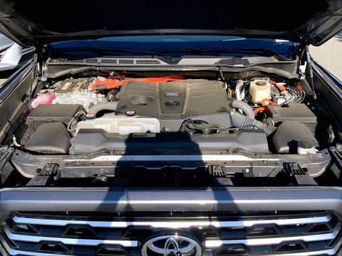 Used 2026 Toyota Tundra Capstone AWD/4WD image 32