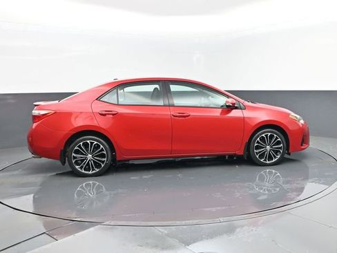 Used 2015 Toyota Corolla S Premium image 4