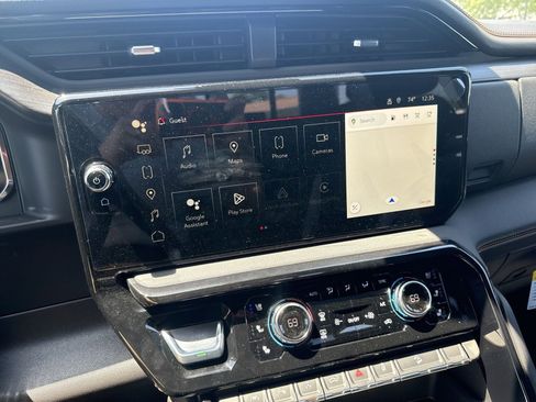 New 2026 GMC Sierra 1500 AT4 w/ AT4 Premium Package AWD/4WD image 14