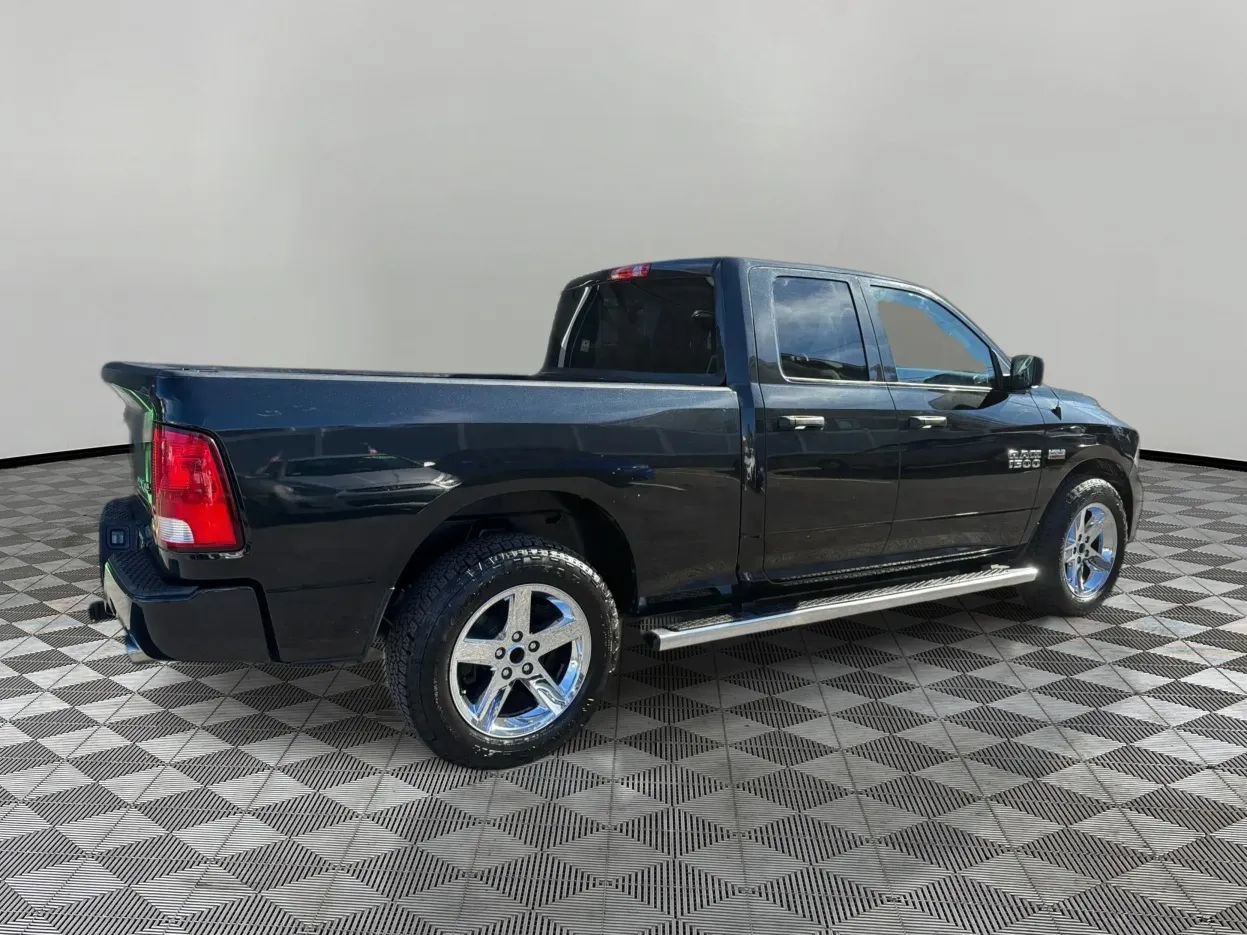 Used 2017 RAM 1500 Express w/ Express Value Package AWD/4WD image 5