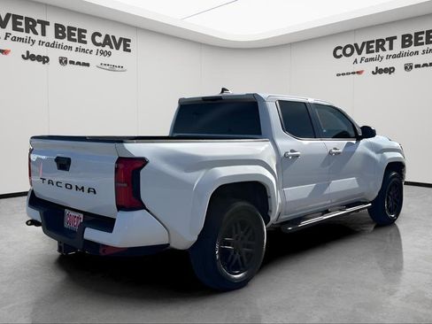 Used 2024 Toyota Tacoma TRD Sport image 9