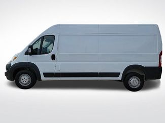 Used 2025 RAM ProMaster 2500 w/ Convenience Group FWD video 2