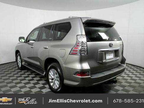 Used 2021 Lexus GX 460 Premium w/ Premium Package image 3