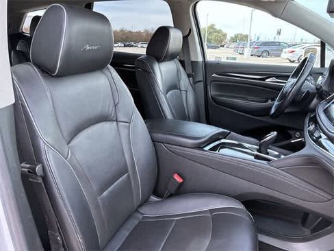 Used 2020 Buick Enclave Avenir w/ Avenir Technology Package image 24