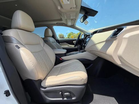 Used 2021 Nissan Murano Platinum w/ Cargo Package AWD/4WD image 17