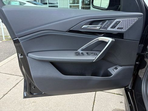 Used 2024 BMW X1 M35i w/ Premium Package image 11