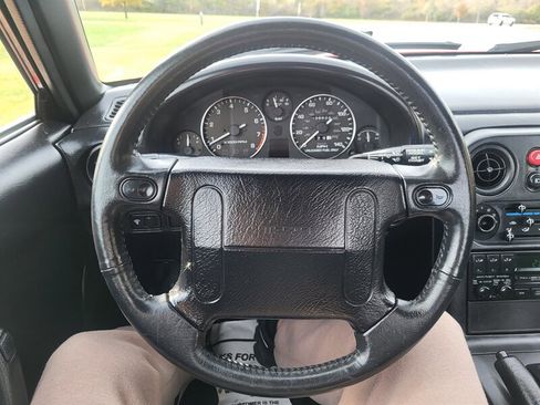 Used 1990 MAZDA MX-5 Miata image 11