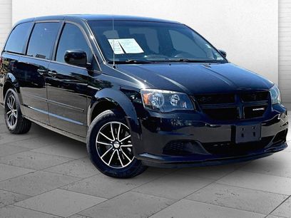 Used 2017 Dodge Grand Caravan SE