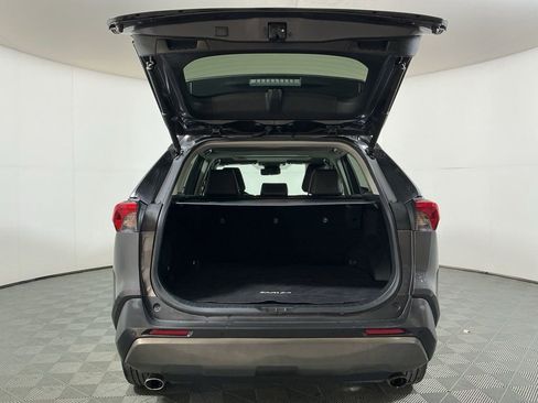 Used 2019 Toyota RAV4 Limited image 29