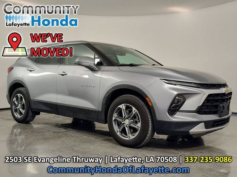 Used 2025 Chevrolet Blazer LT AWD/4WD image 14