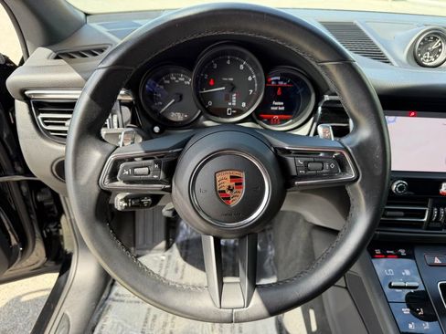 Used 2024 Porsche Macan image 20
