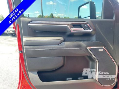 Used 2024 Chevrolet Silverado 2500 LTZ w/ LTZ Premium Package AWD/4WD image 15