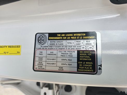 Used 2013 Hyundai Elantra Limited image 25