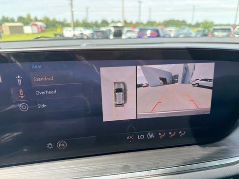 Used 2024 Buick Envision Preferred AWD/4WD image 37