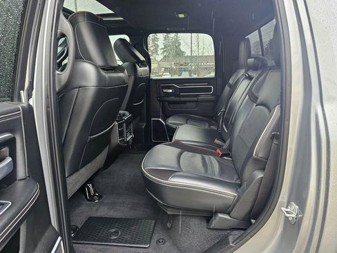 Used 2023 RAM 3500 Laramie w/ Night Edition image 18