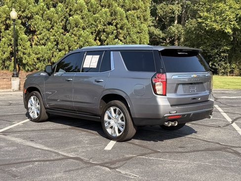 Used 2021 Chevrolet Tahoe High Country w/ Premium Package AWD/4WD image 5