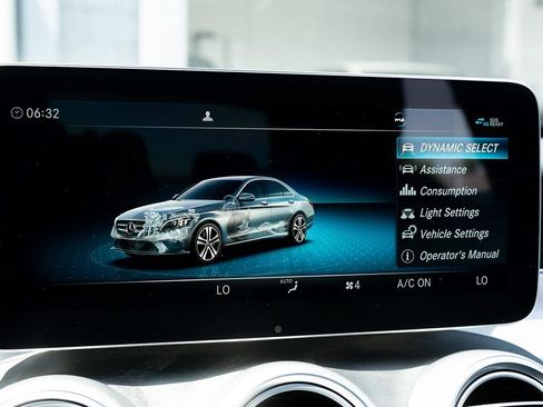 Used 2021 Mercedes-Benz C 300 Sedan image 30