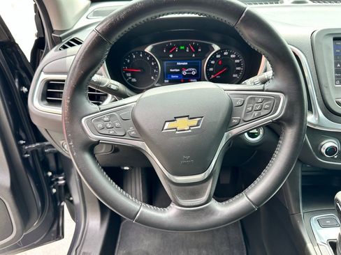 Used 2022 Chevrolet Equinox LT image 16