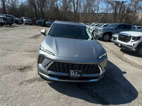 New 2026 Buick Envision Avenir image 3