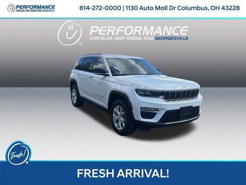 Used 2023 Jeep Grand Cherokee Limited AWD/4WD image 1