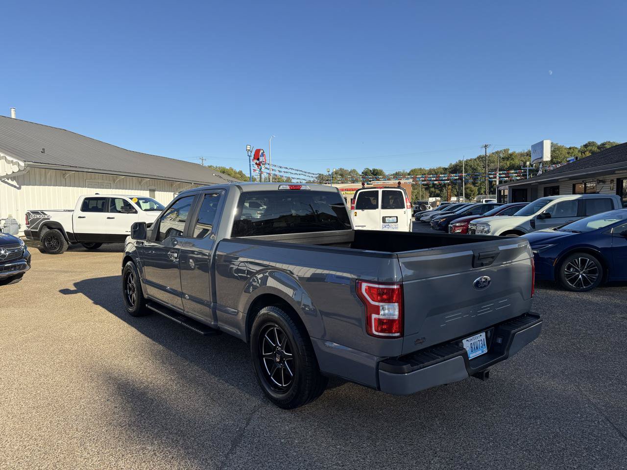 Used 2019 Ford F150 XL w/ Equipment Group 101A Mid AWD/4WD image 3