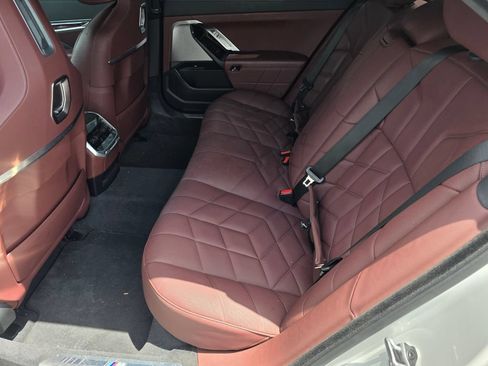 Certified 2024 BMW 760i xDrive w/ Executive Package AWD/4WD image 14