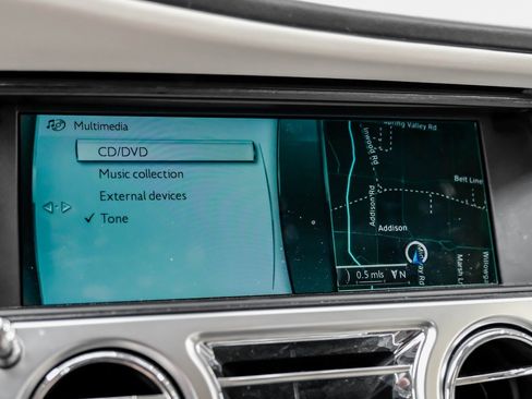 Used 2014 Rolls-Royce Ghost image 42