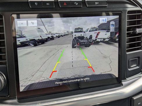 Used 2023 Ford F150 Lariat w/ FX4 Off-Road Package image 24