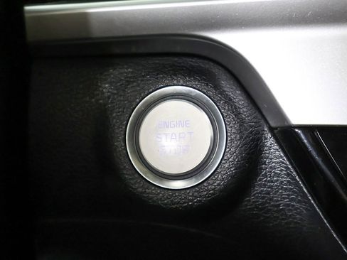 Used 2023 Kia Telluride S image 39