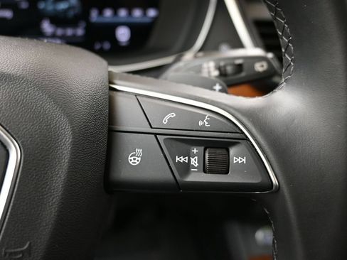 Used 2023 Audi Q5 2.0T Premium Plus AWD/4WD image 27