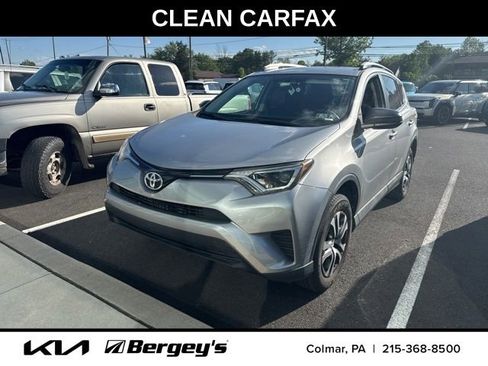 Used 2016 Toyota RAV4 LE AWD/4WD image 1