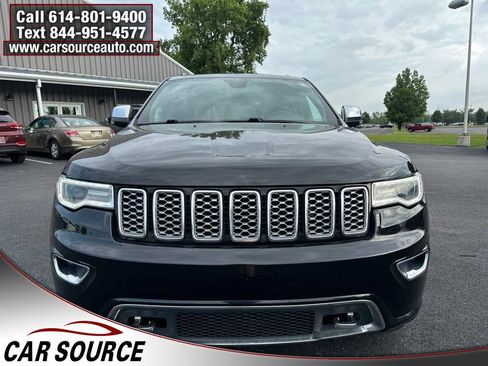 Used 2019 Jeep Grand Cherokee Overland AWD/4WD image 9