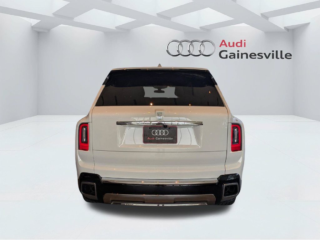 Used 2025 Rolls-Royce Cullinan AWD/4WD image 10