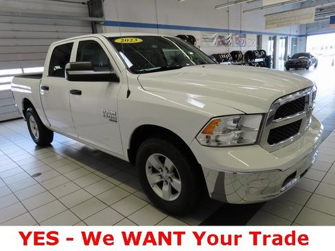 Used 2023 RAM 1500 Classic SLT w/ Trailer & Traction Group image 17