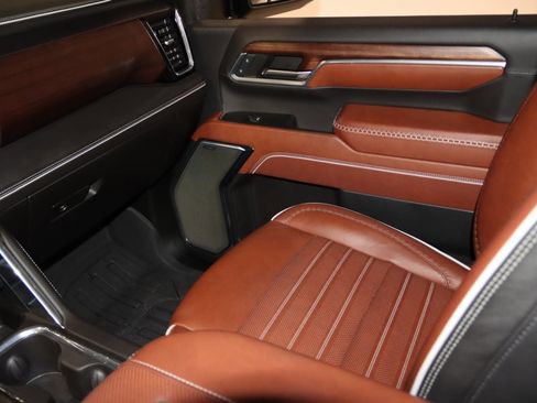 Used 2024 GMC Sierra 2500 Denali Ultimate image 59