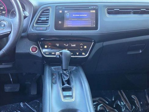 Used 2018 Honda HR-V EX-L image 14