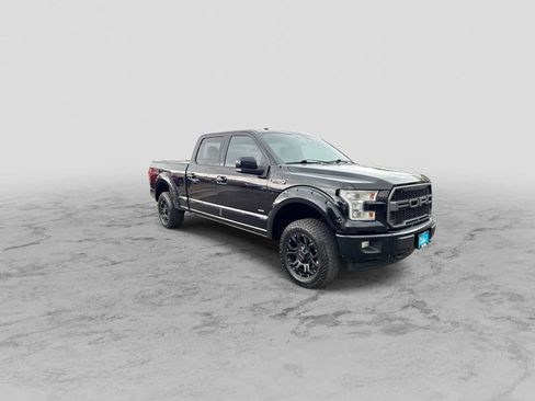 Used 2017 Ford F150 Lariat w/ Equipment Group 502A Luxury AWD/4WD image 2