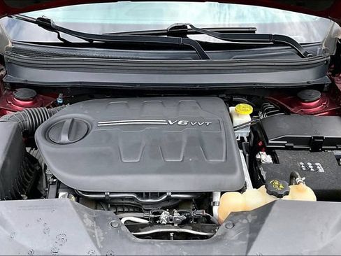 Used 2019 Jeep Cherokee Limited AWD/4WD image 30