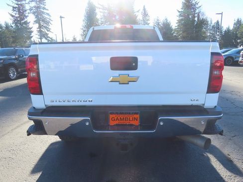 Used 2015 Chevrolet Silverado 3500 LTZ image 6