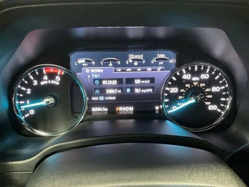 Used 2022 Ford F350 Lariat image 10